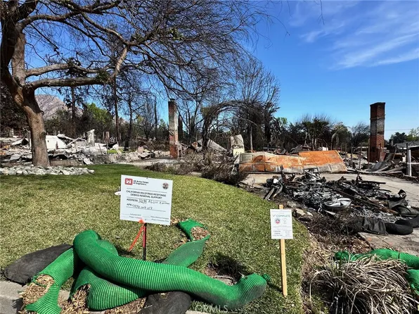 3288 Alicia Ave #27, Altadena, CA 91001