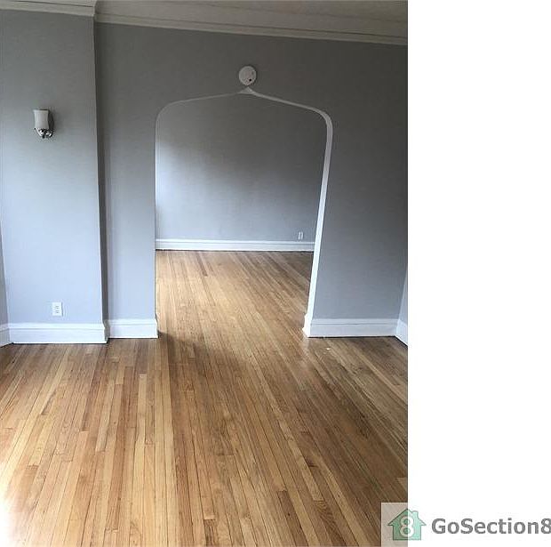 2nd image of 9036 S Bishop St #1