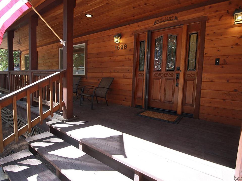 2nd image of 1528 Pine Dr