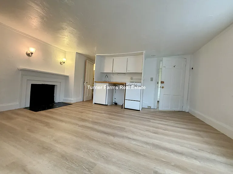58 Anderson St #7 — Photo 10