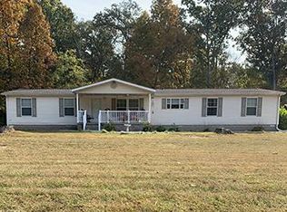 382 Us Highway 45, Fairfield, IL 62837