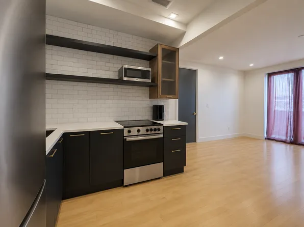 709 Hart Street image 1 of 15