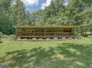 243 Chattahoochee Acres Dr, Cleveland, GA 30528