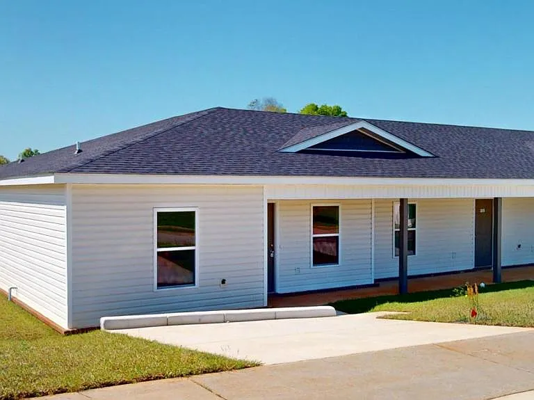 203 Charleston Dr — Photo 1