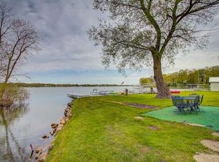 6040 Eagle Point Rd, Hartford, WI 53027