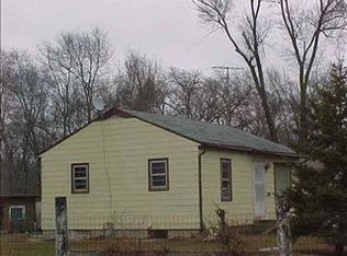 2201 Easton Ave, Waterloo, IA 50702