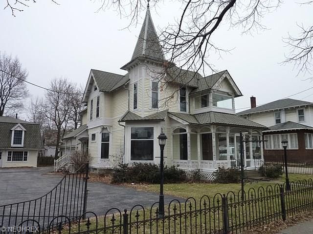 1st image of 238 W Liberty St