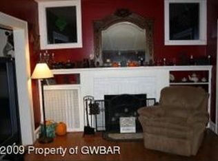 1917 Englewood Ter, Forty Fort, PA 18704