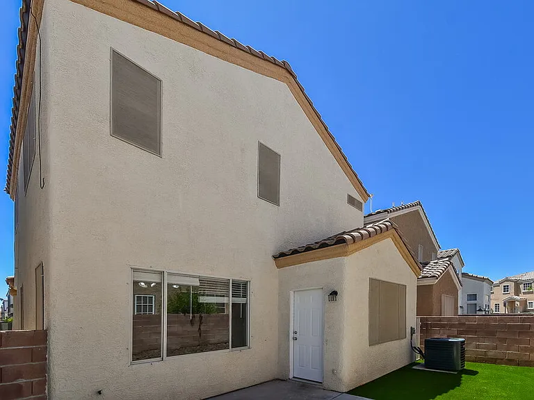 2506 Ability Ct — Photo 17