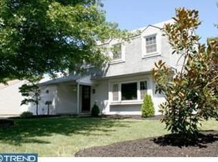 219 Sharrow Vale Rd, Delran, NJ 08075