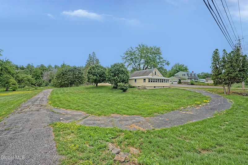 2nd image of 1693 Thatcher Park Road
