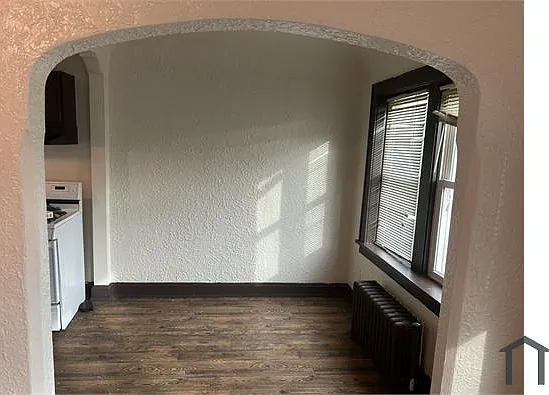 3056 N Palmer St — Photo 5