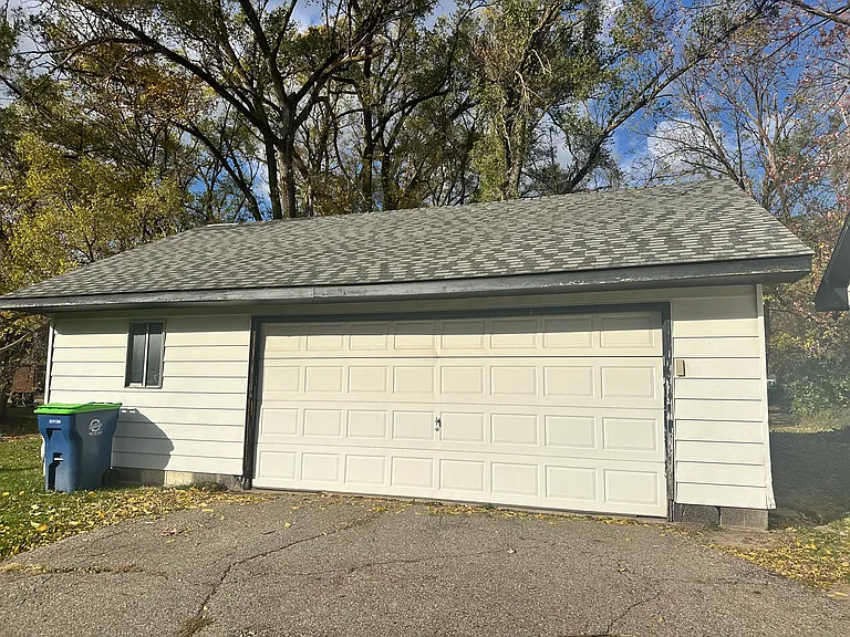 2631 Tatham Rd — Photo 3