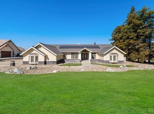 148 Valley View Dr, Exeter, CA 93221