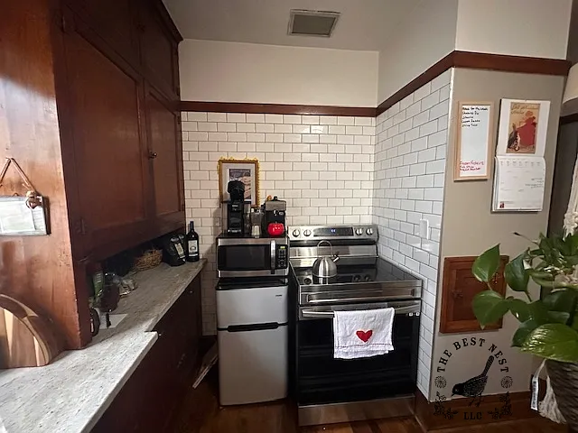 1804 N 57th St — Photo 3