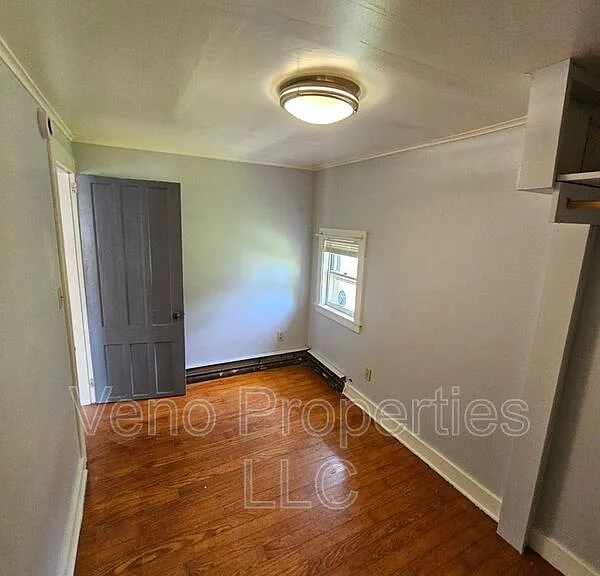 21-25 Washington St #25 — Photo 8