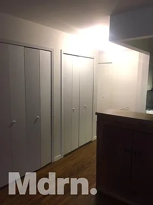 Rented by Mdrn Residential | media 7