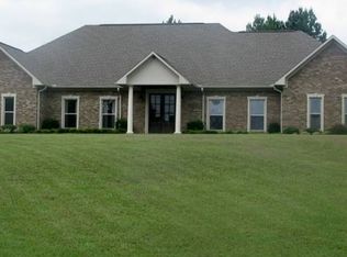 34 Field Rd, Fulton, MS 38843