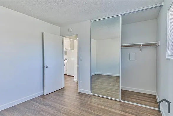 290 Pennsylvania Dr #3 — Photo 6