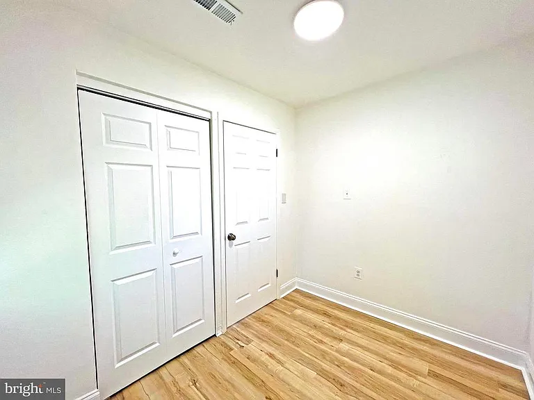 7009 Hawthorne St — Photo 11