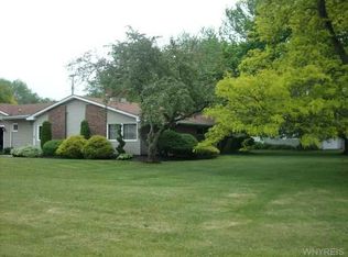 5347 Annover Rd, Lewiston, NY 14092