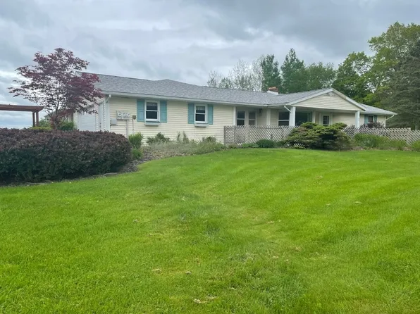 672 Brotzman Rd, Binghamton, NY 13901