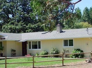 111 Hessar St, Grants Pass, OR 97527