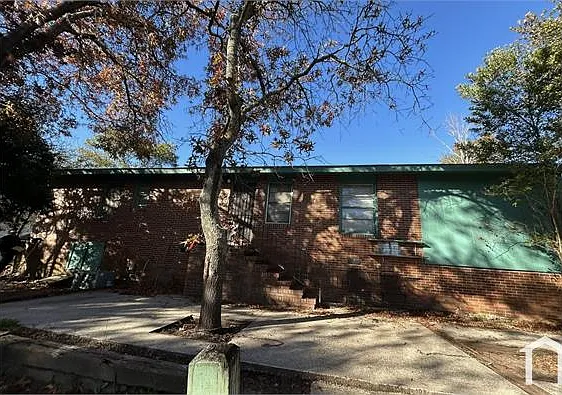 2422 Ridge Rd — Photo 9