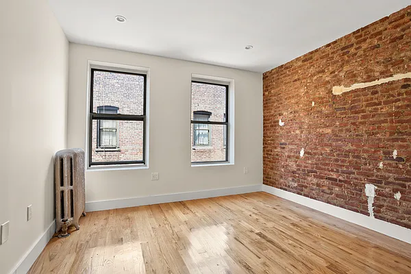 Rented by Compass | media 4