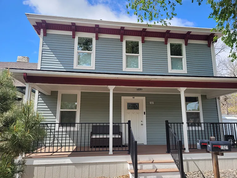 1527 W Colorado Ave #201 — Photo 2