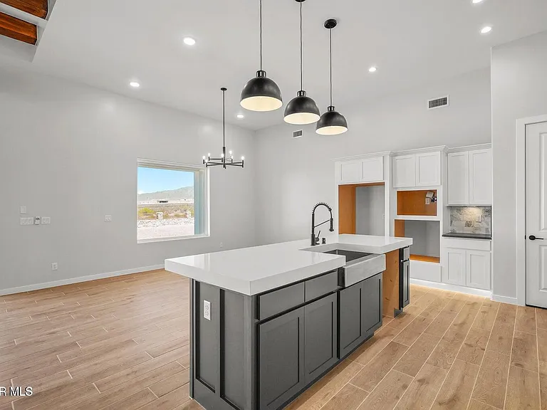 7305 Cimarron Rim Dr — Photo 25