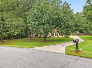 110 Pond Dr, Stockbridge, GA 30281