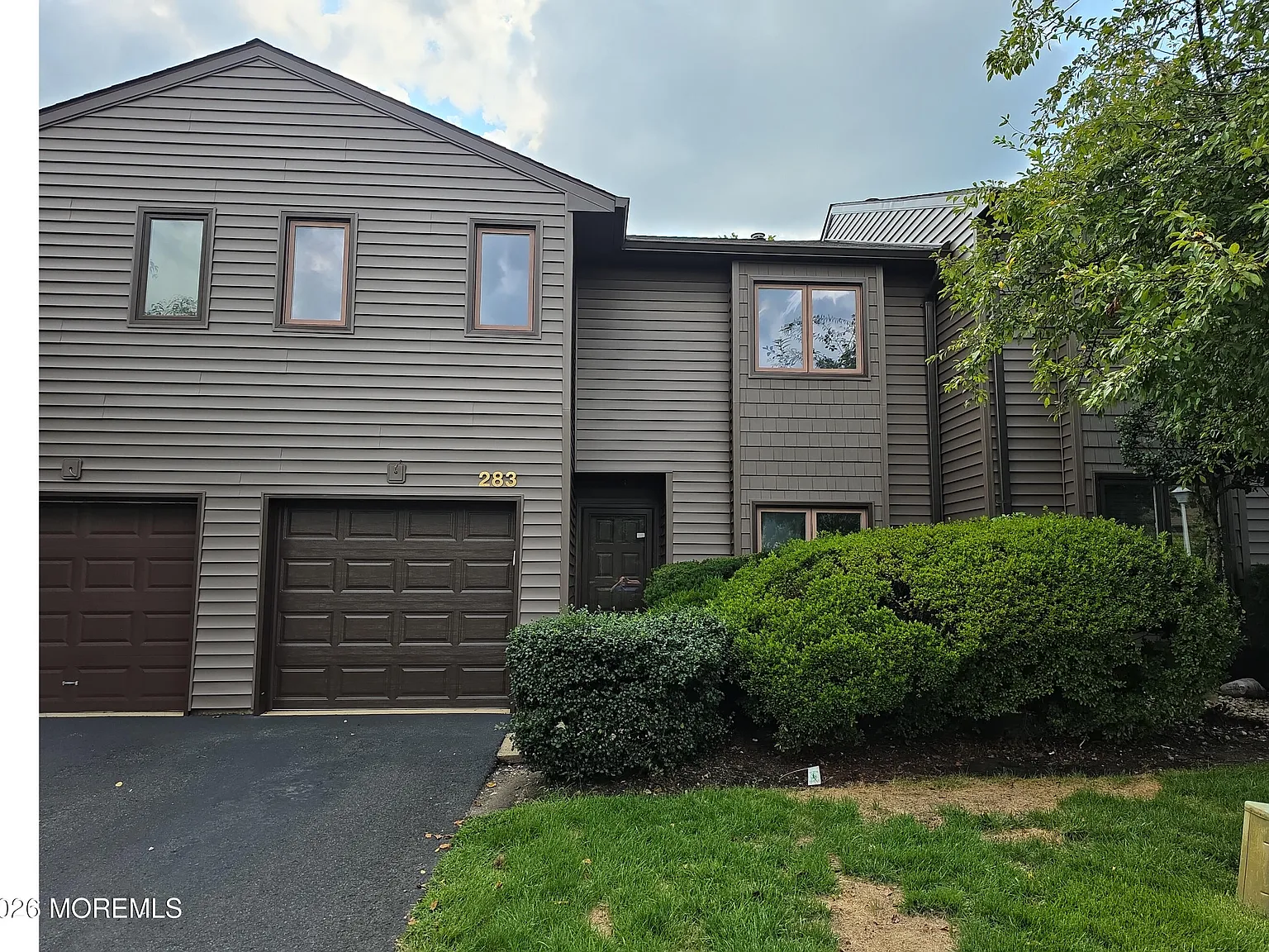 3 bed, 2.5 bath, 1745 sqft, $3,500 — Photo 1