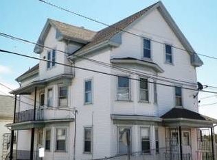 2 Buffum St, Pawtucket, RI 02860