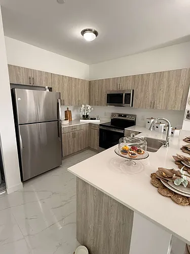 910 SW 71st Ave #A1 Photo 1