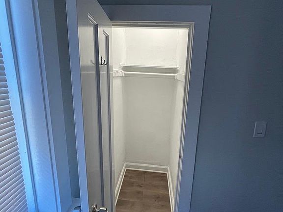 5th image of 127 W Virginia St #2