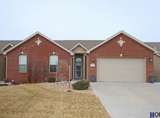 9137 Baybrook Cir, Lincoln, NE 68516