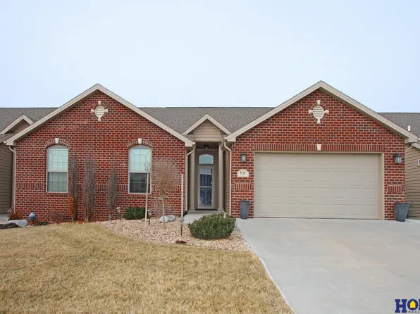 9137 Baybrook Cir, Lincoln, NE 68516