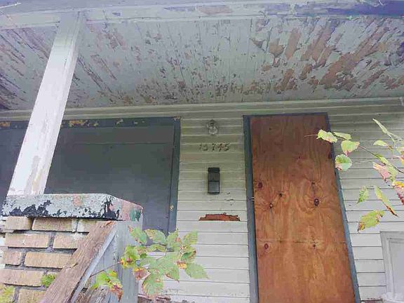 15745 Muirland