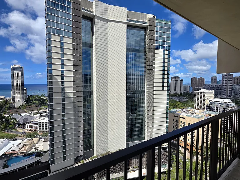 2140 Kuhio Ave #2407 — Photo 7