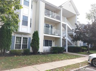 39 Dartmouth Way, North Brunswick, NJ 08902