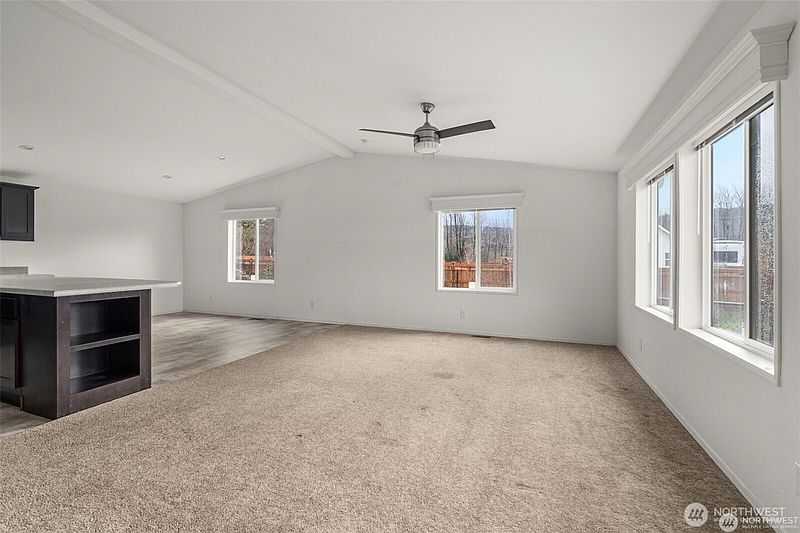 5th image of 204 Mossyrock Road W