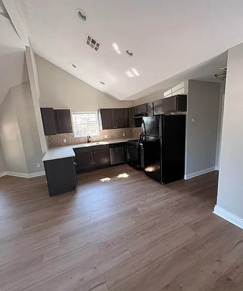 1707 NW 22nd St — Photo 5