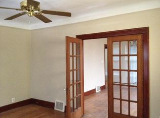 1461 Beaconsfield Ave, Grosse Pointe Park, MI 48230