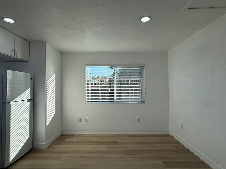 10221 Griffith St #2 — Photo 5
