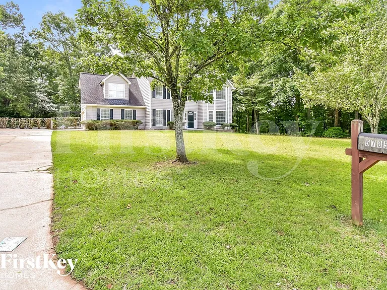 5785 Shoal Creek Dr — Photo 2