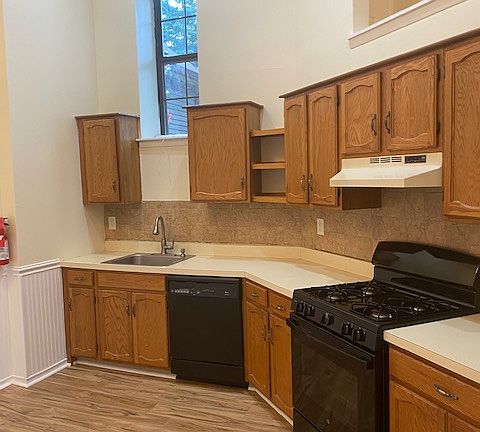 2nd image of 24D Foxboro Ln #D
