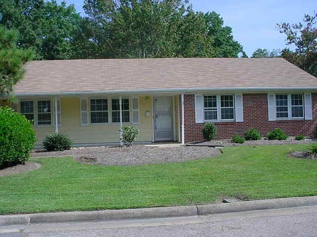 1st image of 3512 Plum Cres
