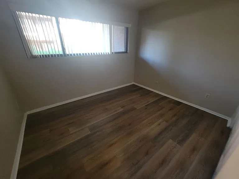 500 Manhattan Dr #D1 — Photo 16