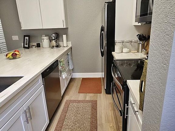 4th image of 2923 Hope Valley Street #506